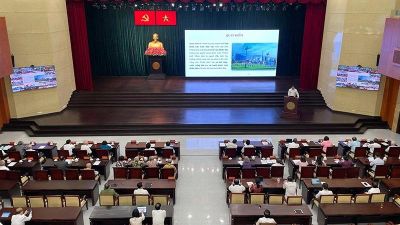 Thành ủy Thành phố Hồ Chí Minh triển khai Nghị quyết số 09 của Bộ Chính trị