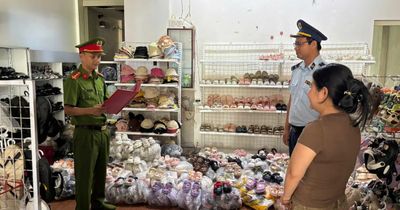 Khởi tố 2 chủ hộ kinh doanh bán hàng giả thương hiệu nổi tiếng tại Quảng Trị