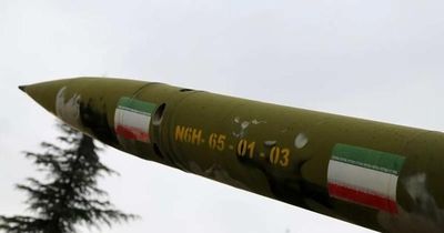Iran phóng loạt tên lửa vào các căn cứ quân sự Mỹ