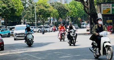 'Đảo nhiệt đô thị' - thách thức đang 'nóng' lên giữa lòng Hà Nội