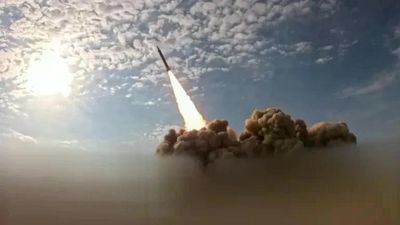 Iran phóng tên lửa đạn đạo về phía Kuwait và Bahrain, Mỹ tuyên bố đánh chặn loạt mục tiêu