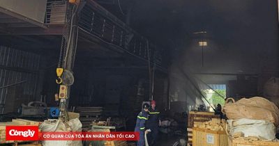 Nhanh chóng dập tắt đám cháy tại xưởng gỗ