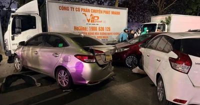 Diễn biến mới vụ ô tô tông xe liên hoàn trên đường Nguyễn Chánh khiến một phụ nữ tử vong