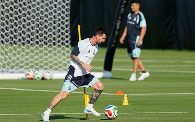 Messi hồi phục tích cực, có thể ra sân trước World Cup 2026