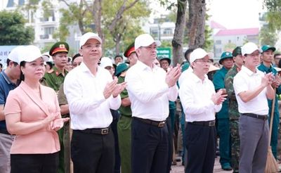 Lãnh đạo tỉnh dự Lễ ra quân hưởng ứng phong trào 'Toàn dân chung tay bảo vệ môi trường, vì một Việt Nam xanh - sạch - đẹp'