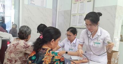 Khởi động chiến dịch khám sức khỏe định kỳ cho người dân