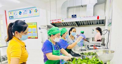 Xây dựng môi trường thực phẩm an toàn