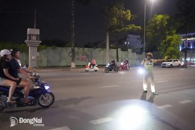 Tuần tra đêm kéo giảm vi phạm giao thông
