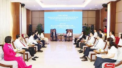Đại sứ đặc mệnh toàn quyền Nhật Bản tại Việt Nam thăm và làm việc tại tỉnh Sơn La