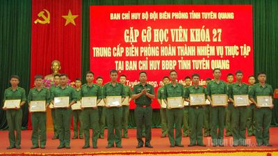 90 học viên Trường Cao đẳng Biên phòng hoàn thành thực tập tại các đồn Biên phòng