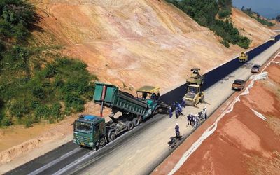 Tăng ca, xử lý nhà thầu chậm thi công đường Hồ Chí Minh qua Tuyên Quang, Thái Nguyên