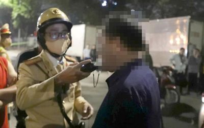 Hà Nội: Khởi tố vụ tài xế ô tô vi phạm nồng độ cồn gây TNGT liên hoàn làm 1 người tử vong