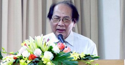 Phẩm chất anh hùng của giáo sư Hoàng Chương