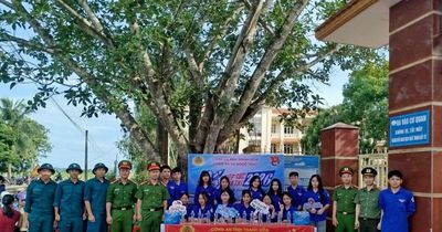 Công an Thanh Hóa tiếp sức sĩ tử chinh phục ước mơ