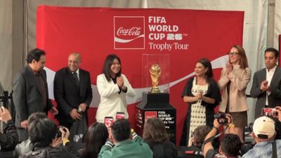 Cúp vàng World Cup tới Mexico City
