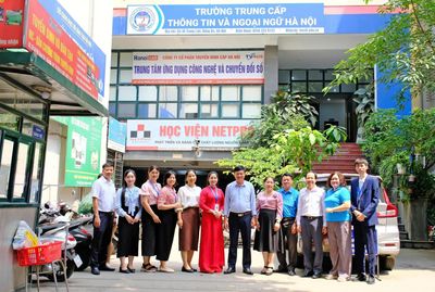 Thêm 'mái nhà chung' cho người lao động tại Trường Trung cấp Thông tin và Ngoại ngữ Hà Nội