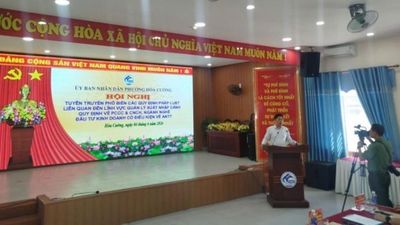 Công an phường Hòa Cường số hóa quản lý tạm trú người nước ngoài