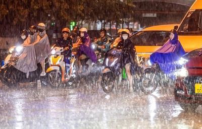 Miền Bắc đón không khí lạnh cuối mùa, trời chuyển mưa lớn