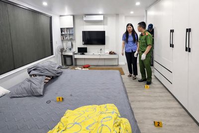 Người mẹ nghẹn lòng khi con gái bị chồng bạo hành đến tử vong