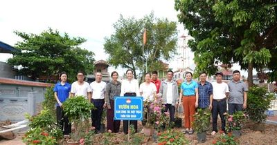 Xã Thanh Oai ra quân hưởng ứng phong trào bảo vệ môi trường