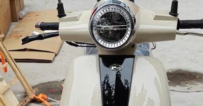 Xe ga 150cc giá khoảng 50 triệu đồng gây chú ý nhờ thiết kế cổ điển, loạt trang bị an toàn đáng giá, sánh ngang SH 160i, xịn, rẻ hơn SH Mode