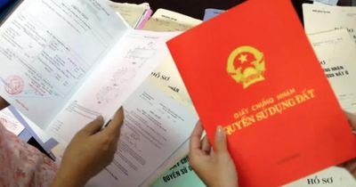 Sang tên sổ đỏ từ cha mẹ sang con năm 2026: 6 điều này cần đặc biệt lưu ý
