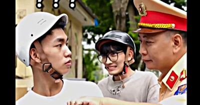 Từ 1 clip tình huống, CSGT Hà Nội cảnh báo đừng mải 'bắt lỗi' người khác mà chính mình vi phạm