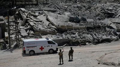 Israel không kích dữ dội miền Nam Lebanon gây nhiều thương vong