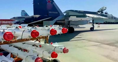 Nga cung cấp hơn 300 tên lửa cho Iran để trang bị cho tiêm kích Su-35