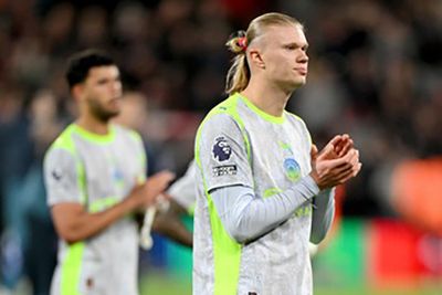 Chủ tịch Borussia Dortmund bình luận gây sốc về Haaland