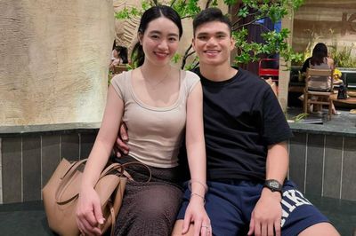 Gia thế gây bất ngờ của người đẹp Nghệ An cưới Xuân Mạnh