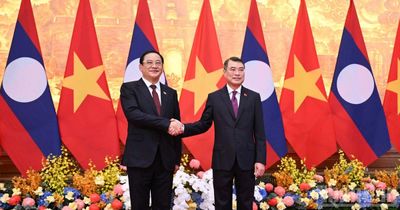[Ảnh] Thủ tướng Lê Minh Hưng chủ trì lễ đón Thủ tướng nước Cộng hòa Dân chủ Nhân dân Lào Sonexay Siphandone và Phu nhân