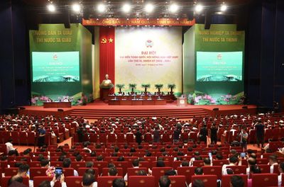 Khai mạc phiên thứ nhất Đại hội đại biểu toàn quốc Hội Nông dân Việt Nam lần thứ IX