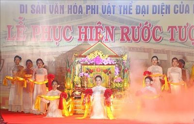 Trang trọng Lễ phục hiện rước tượng Bà Chúa Xứ núi Sam ở An Giang