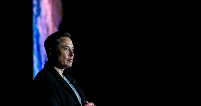 Elon Musk sắp trở thành 'trillionaire' đầu tiên trên thế giới: 1.000 tỷ USD lớn đến mức nào?