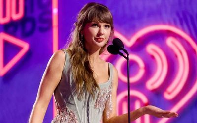 'Dậy sóng' nghi vấn về Taylor Swift