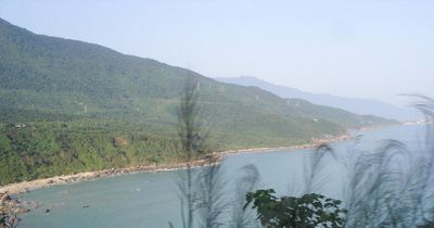 Bóng ân nhân ven đường