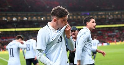 Uruguay tại World Cup 2026: Canh bạc tấn công và triết lý khắc nghiệt của 'Gã điên' Bielsa