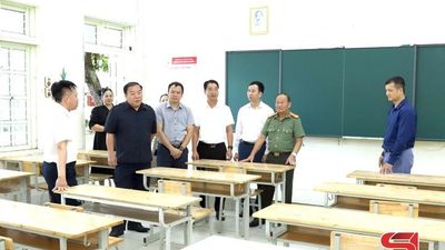 Đồng chí Phó Bí thư Tỉnh ủy, Chủ tịch Ủy ban MTTQ Việt Nam tỉnh kiểm tra công tác chuẩn bị Kỳ thi tốt nghiệp THPT năm 2026 tại Chiềng Khương, Mường Lầm, Sông Mã