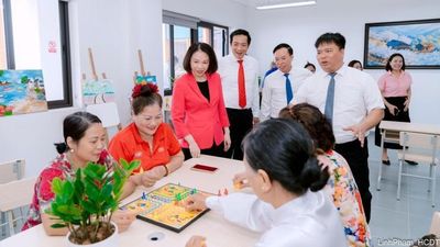 Phường Long Biên khai trương Cơ sở chăm sóc sức khỏe ban ngày cho người cao tuổi