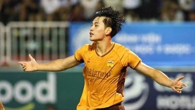 Ngày hạ màn V-League: Nóng cuộc đua trụ hạng