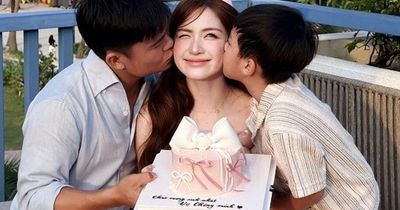 Tuổi 31 của Hòa Minzy: Nhạc ra là hit, tình duyên viên mãn, 'số hưởng' nhất V-biz lúc này!