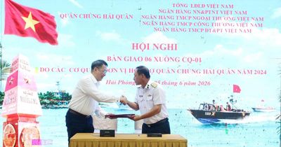 VietinBank hỗ trợ xuồng CQ-01 trị giá 5,2 tỷ đồng cho Hải quân