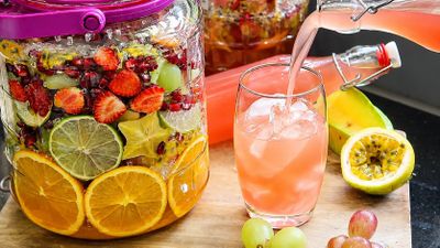 Cẩn thận trào lưu uống nước hoa quả lên men: Chuyên gia chỉ ra lợi ích và những điều cần cảnh giác