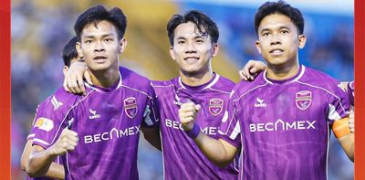 V.League 2025-2026 kết thúc: Becamex TP.HCM xuống hạng, Đà Nẵng trụ hạng