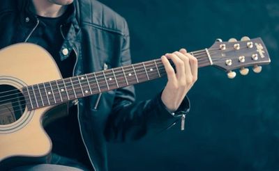 Từ 1/7: Nhà hàng, khách sạn, quán cà phê mở nhạc phải trả tiền bản quyền?
