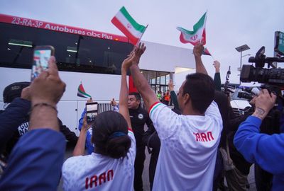 Những hình ảnh đầu tiên của tuyển Iran trên đất Bắc Mỹ