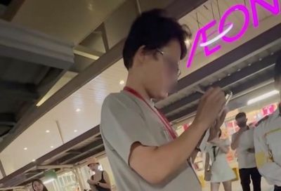 Người phụ nữ tố bị quy chụp 'ăn cắp đồ' ở Aeon Mall Long Biên