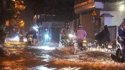 Không khí lạnh gây mưa lớn ở miền bắc, nắng nóng miền trung chấm dứt từ ngày 10/6