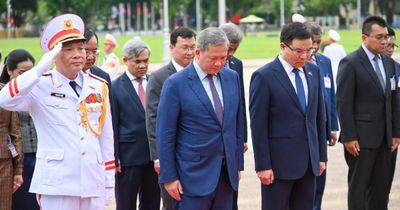 [Ảnh] Thủ tướng Vương quốc Campuchia Hun Manet vào Lăng viếng Chủ tịch Hồ Chí Minh